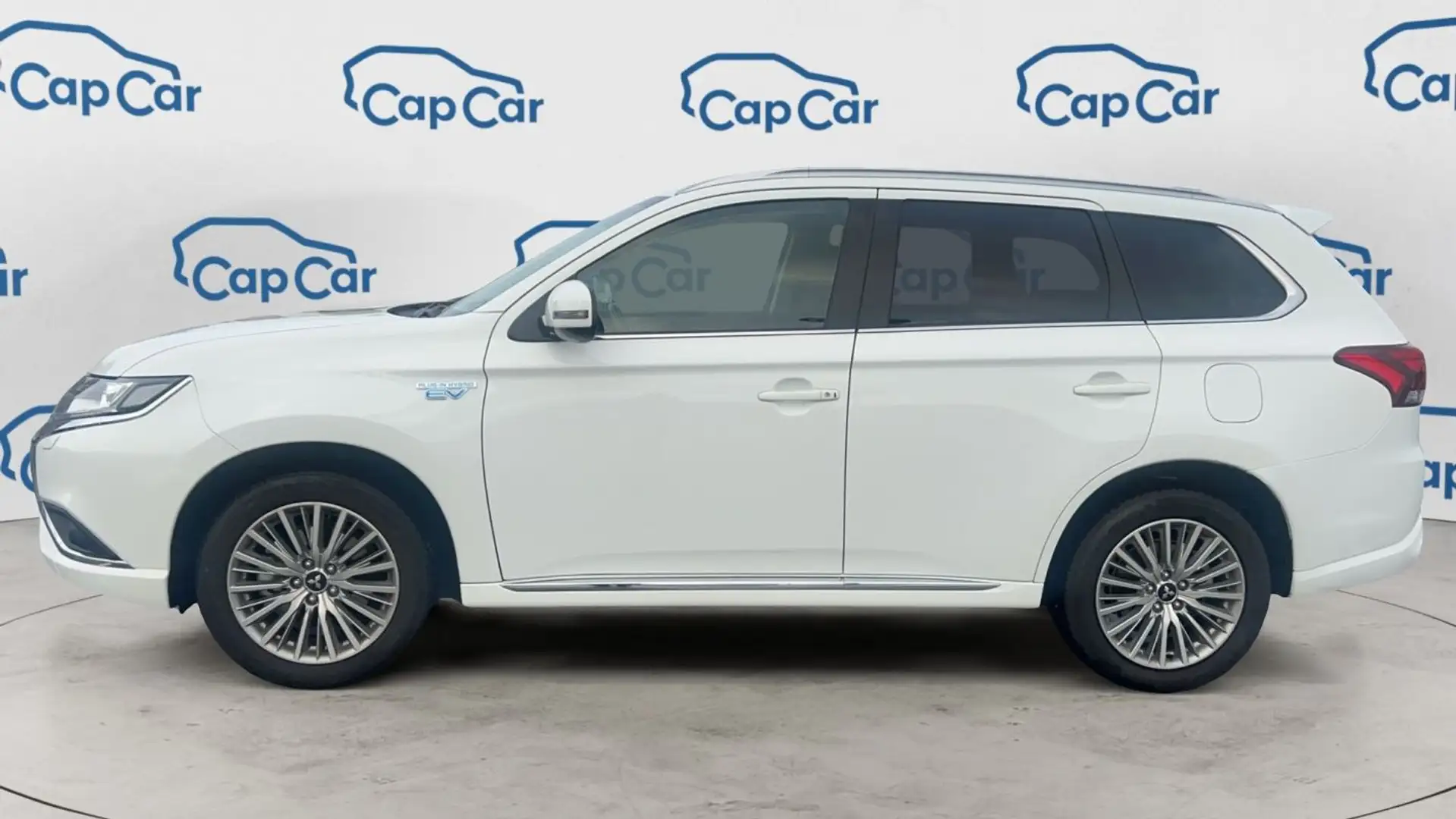 Mitsubishi Outlander III 2.4 MIVEC 224 Plug in Hybrid 4WD Business Blanc - 2