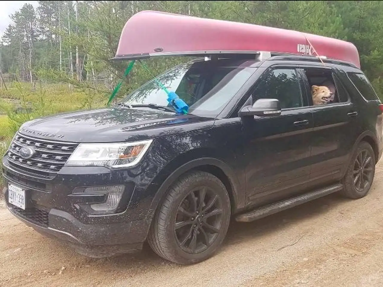 Ford Explorer снимка Ford Explorer