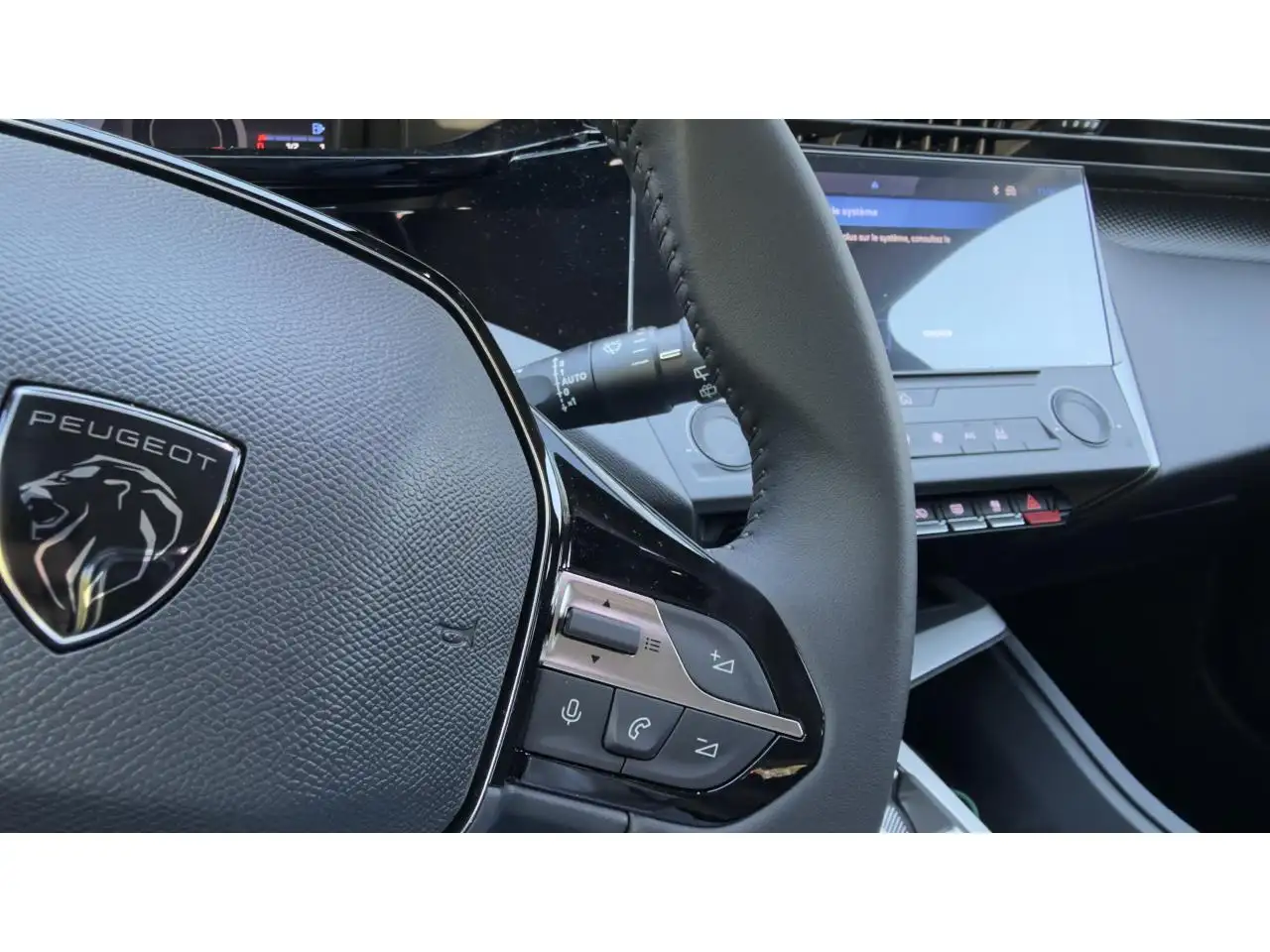 Peugeot 308 308 — photo 11