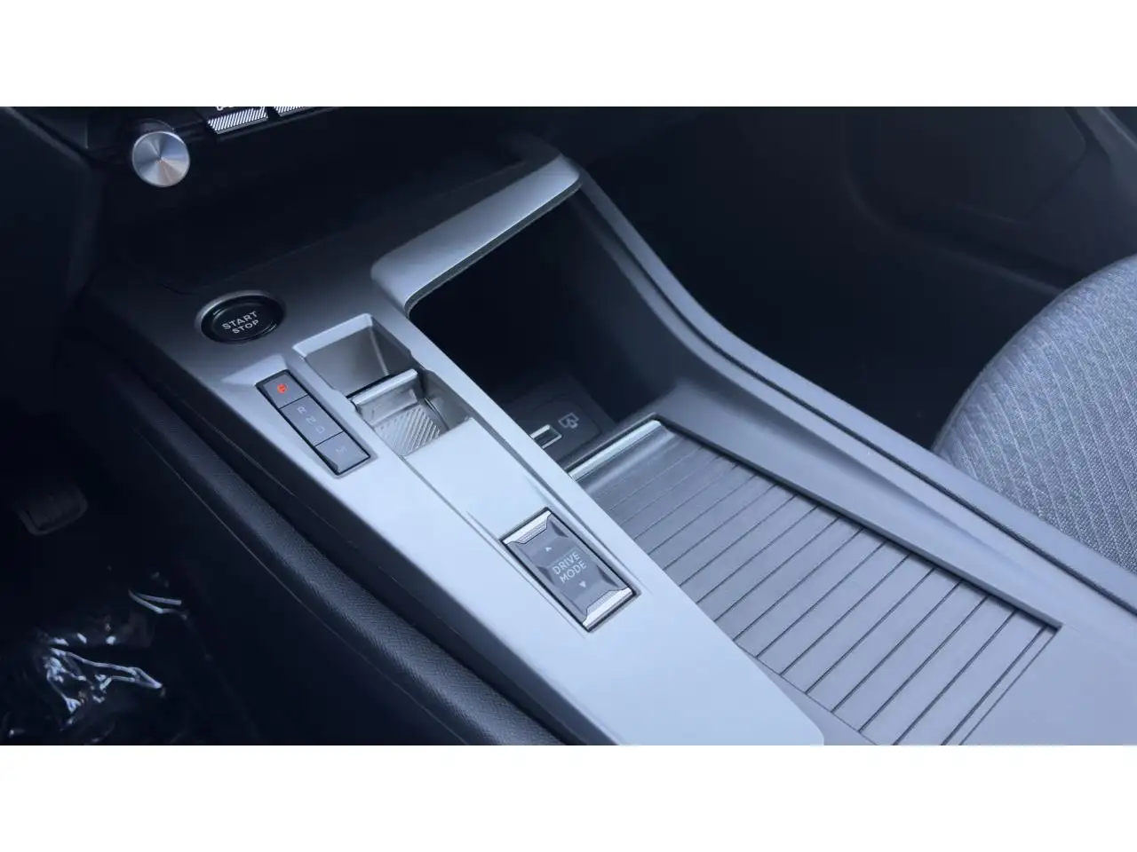 Peugeot 308 308 — photo 14