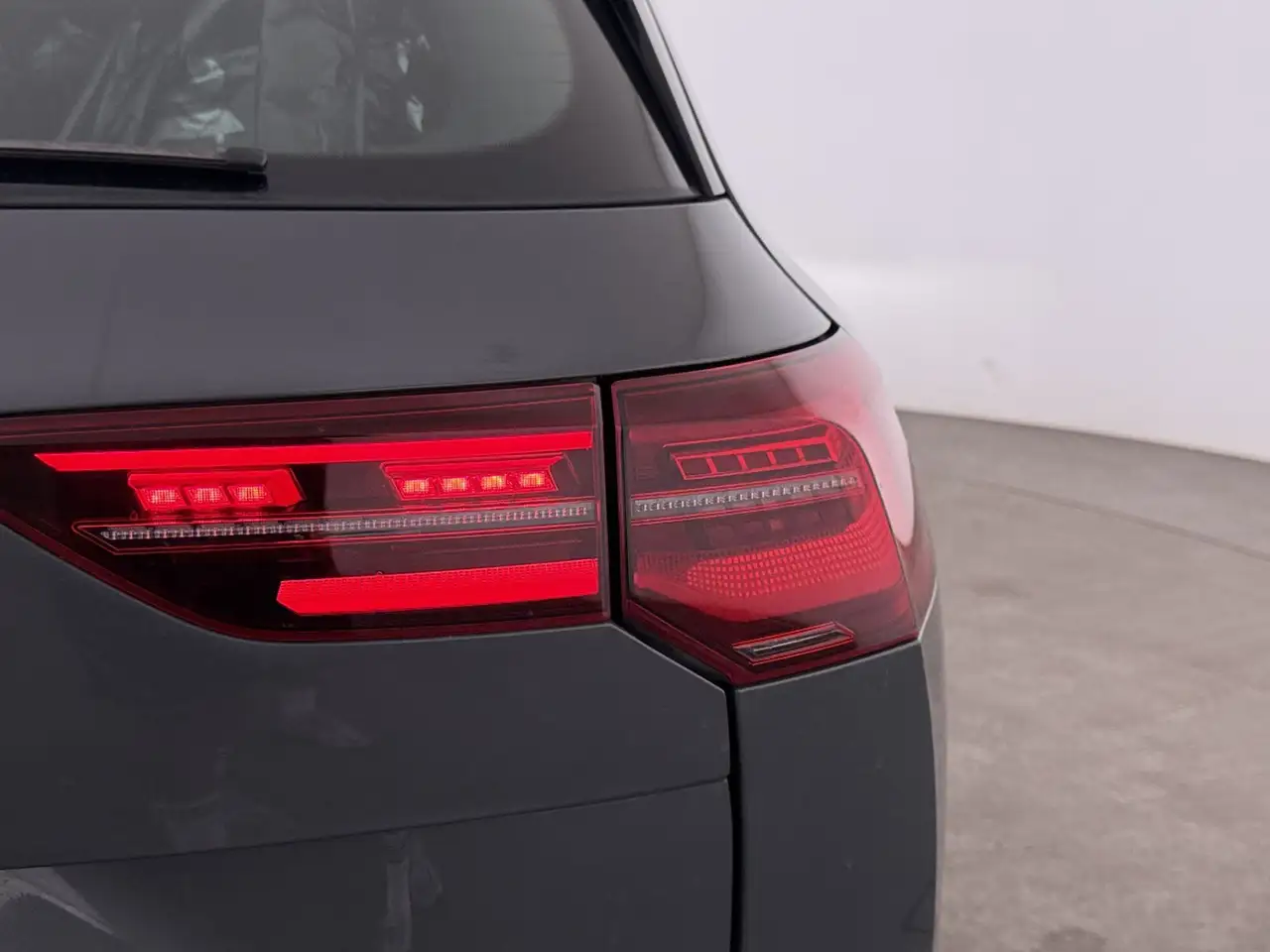 Volkswagen Golf VIII Variant 2.0 TDI Life MATRIX SKY RADAR, миниатюра 11