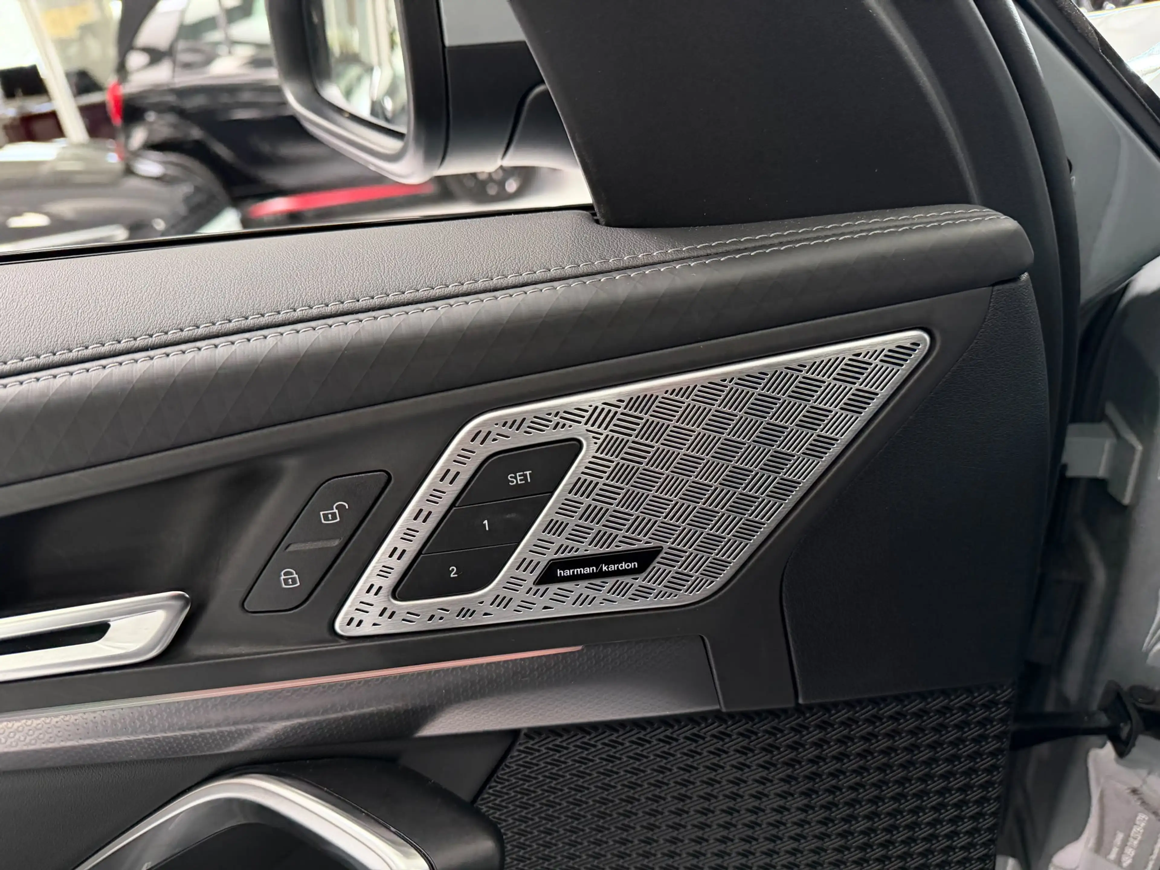 BMW X2 30 xDrive M-Sport HUD*H K*ICONIC*AHK*MASSAGE — photo 9