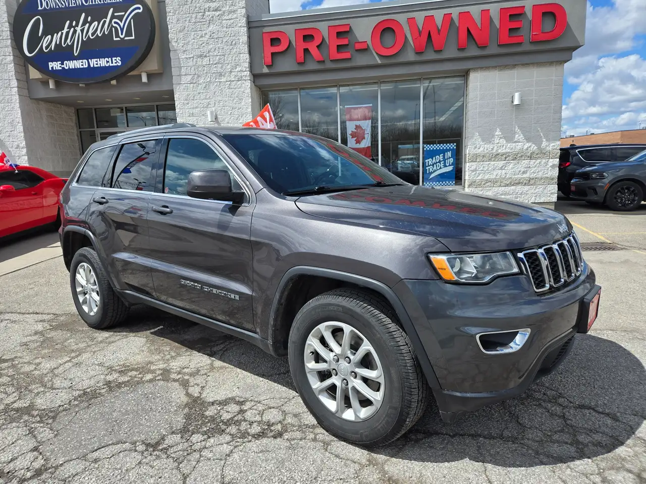 Jeep Grand Cherokee снимка Jeep Grand Cherokee