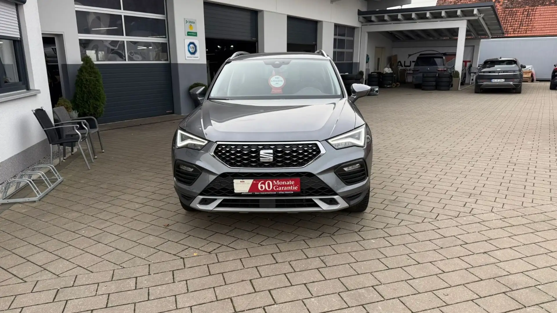 SEAT Ateca Xperience DSG*I HAND*LED*NAVI*SOUNDSYSTEM* Grau - 1
