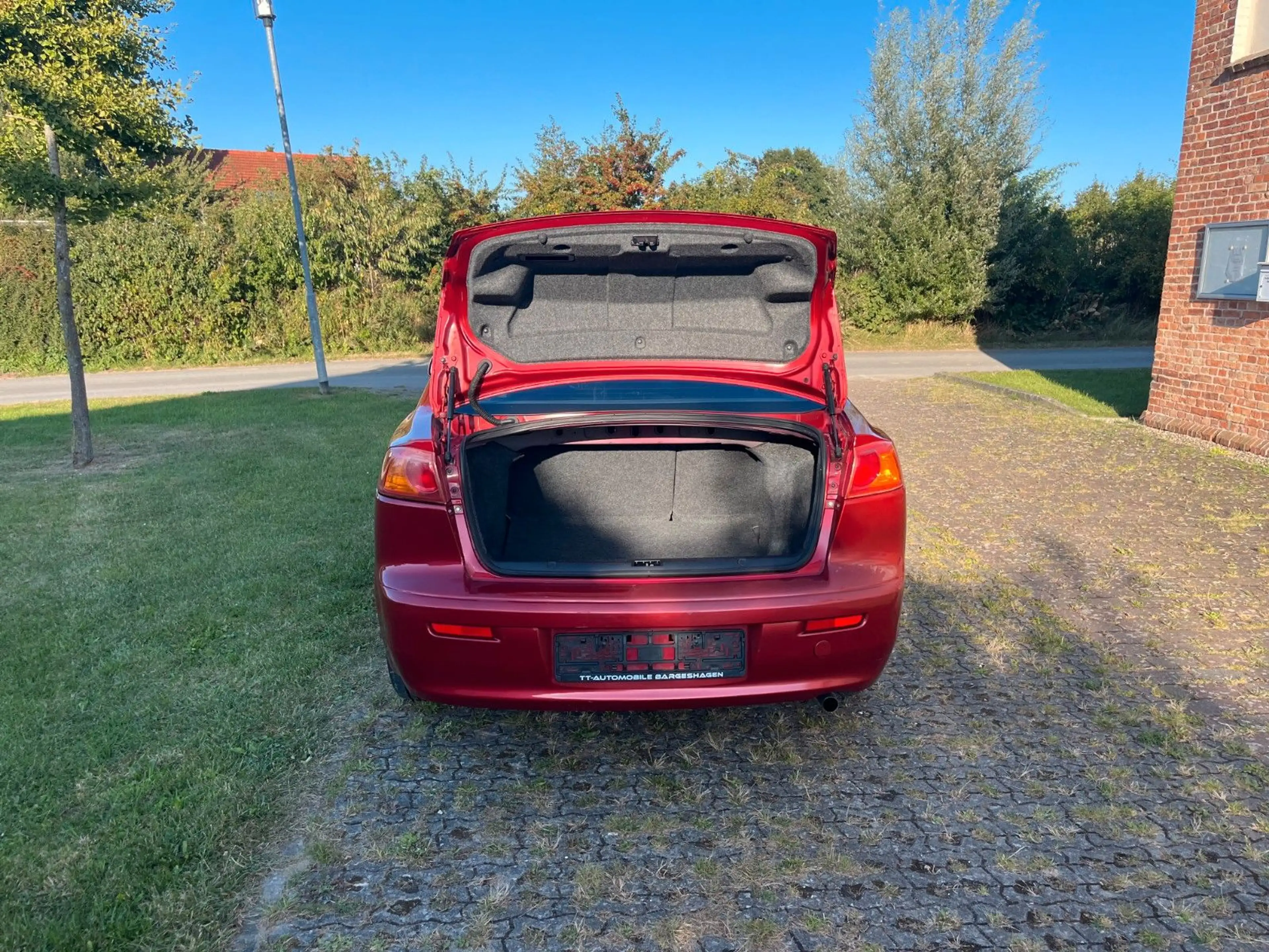 Mitsubishi Lancer Lim. Invite*Klimaautomatik/TÜV NEU* — photo 13