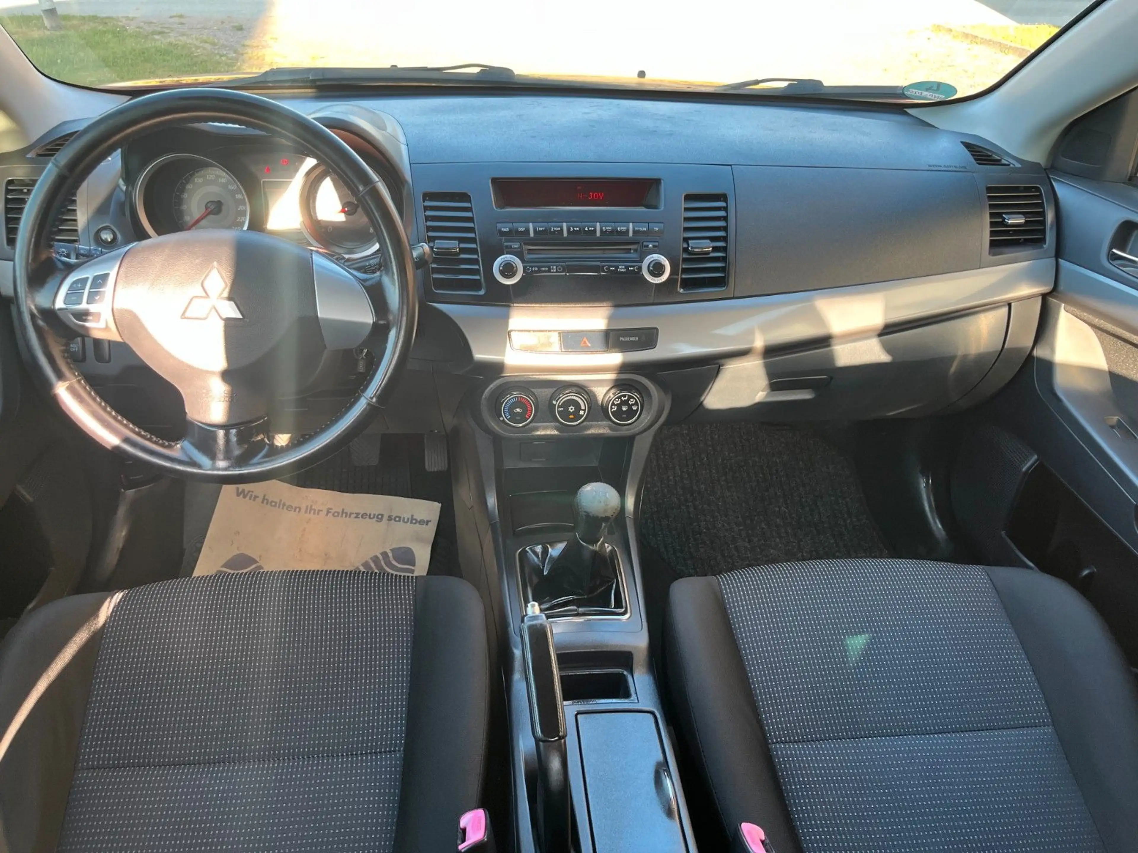 Mitsubishi Lancer Lim. Invite*Klimaautomatik/TÜV NEU* — photo 9