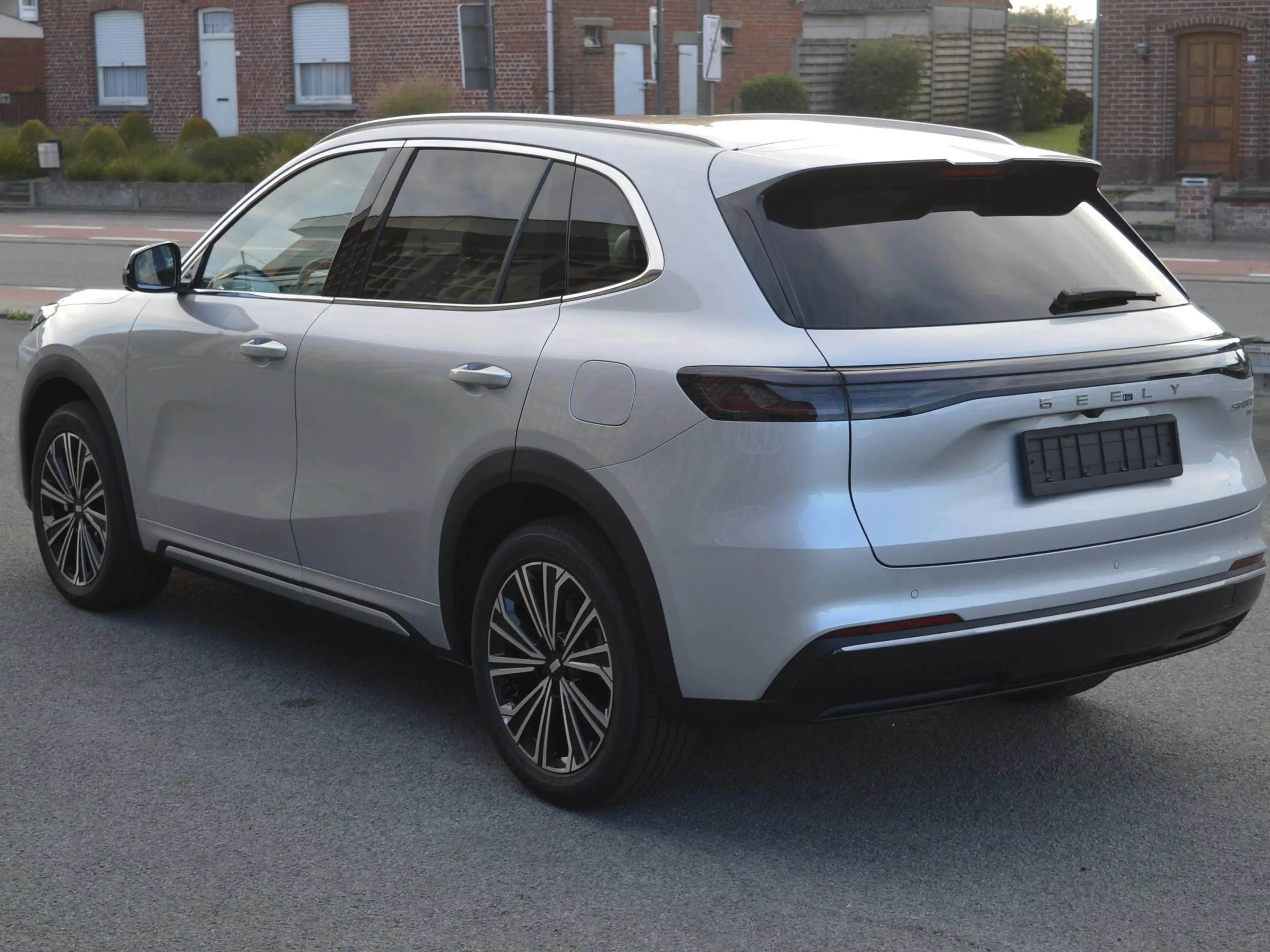 Geely Starray EM-i PHEV 262 max+!136 km rijbereik!full option!!! LEDER+PANO DAK+ALU VELGEN+... — photo 4