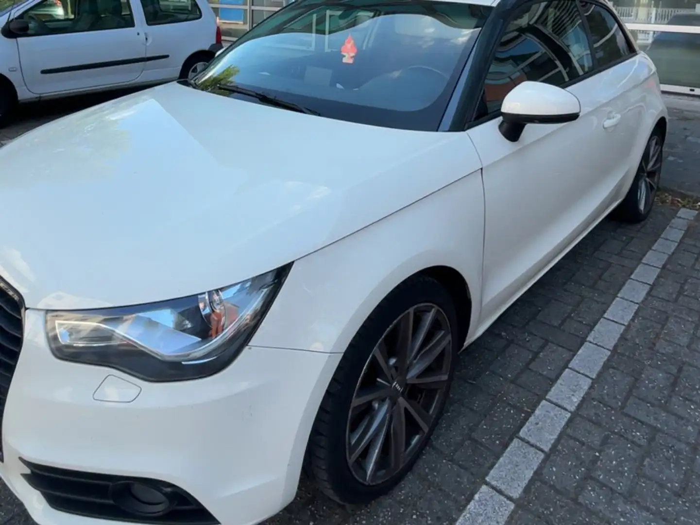 Audi A1 A1 1.4 TFSI Amb. PL. B. Wit - 1