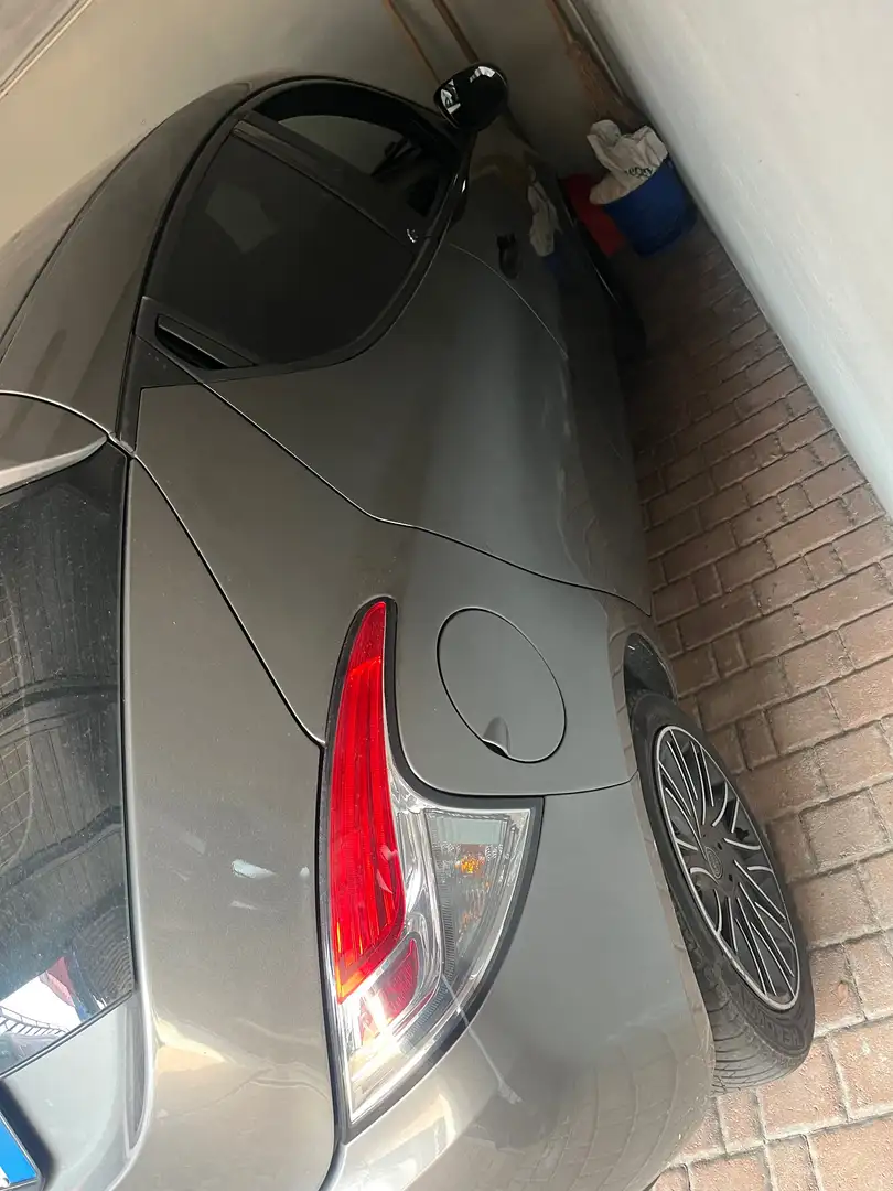 Lancia Ypsilon Ypsilon III 2020 1.2 Elefantino Blu s Grijs - 1