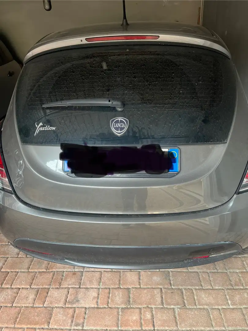 Lancia Ypsilon Ypsilon III 2020 1.2 Elefantino Blu s Grijs - 2