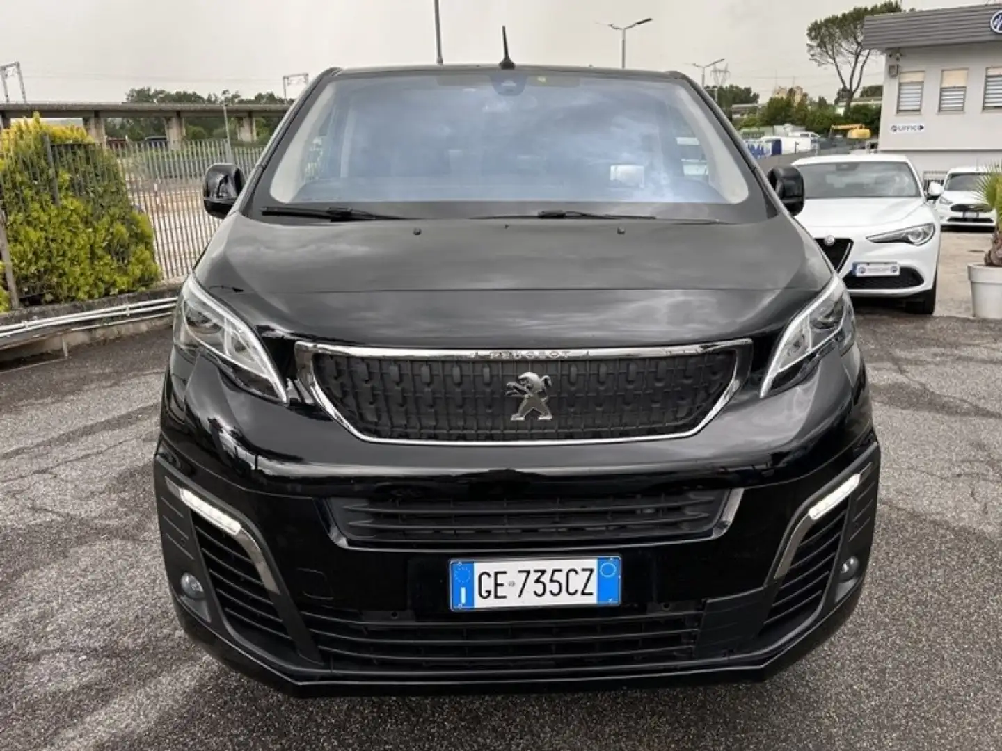 Peugeot Traveller 2.0 BlueHDi 180 EAT8 Long Allure 8 Posti Nero - 2