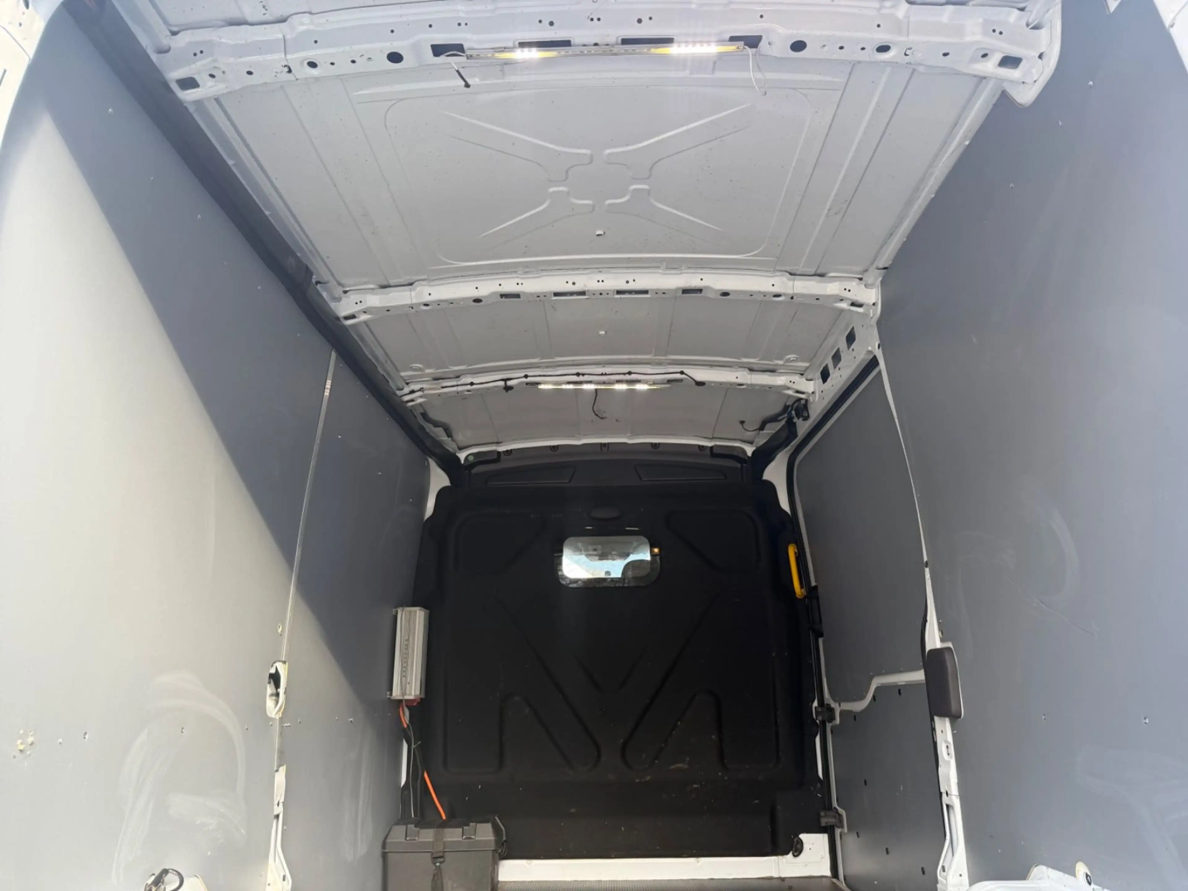 Ford Transit 2,0TDCI Kasten Lang&Hoch Standh. AHK LED — photo 11