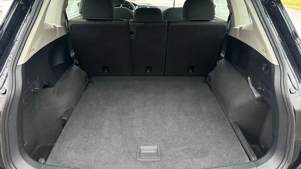Volkswagen Tiguan снимка Volkswagen Tiguan