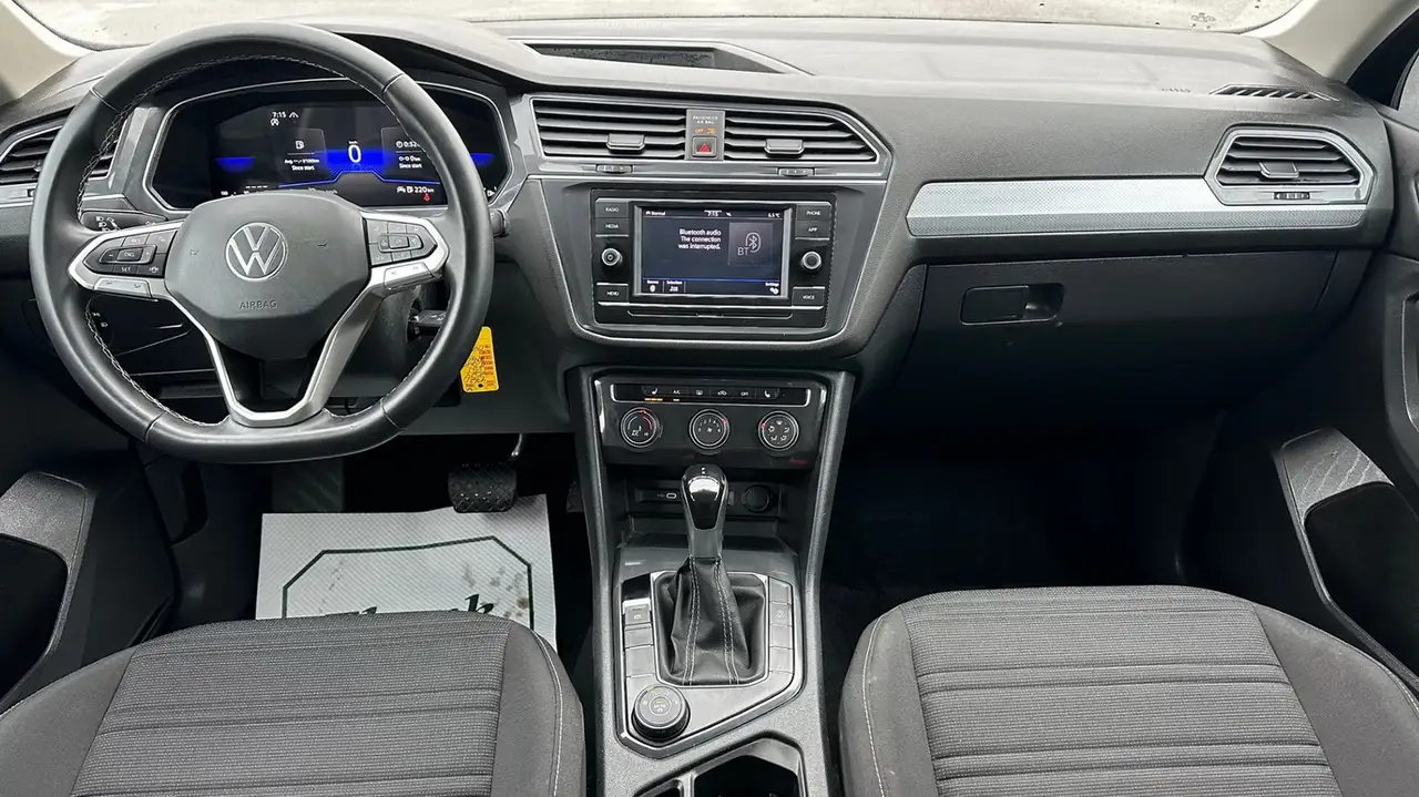Volkswagen Tiguan снимка Volkswagen Tiguan
