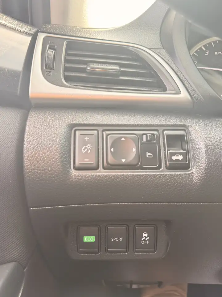Nissan Sentra снимка Nissan Sentra