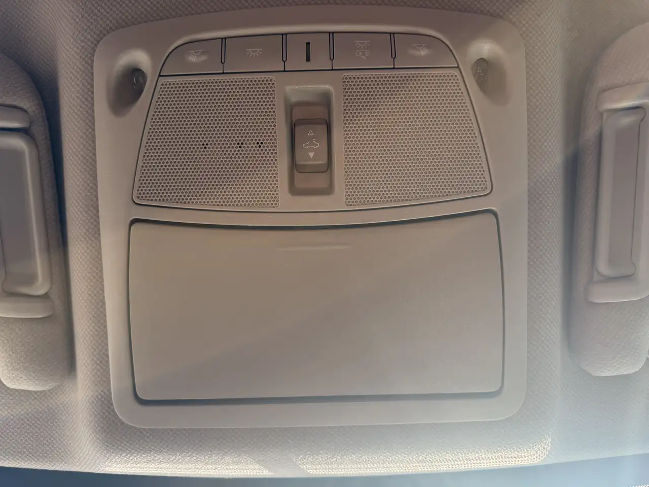 Nissan Sentra снимка Nissan Sentra
