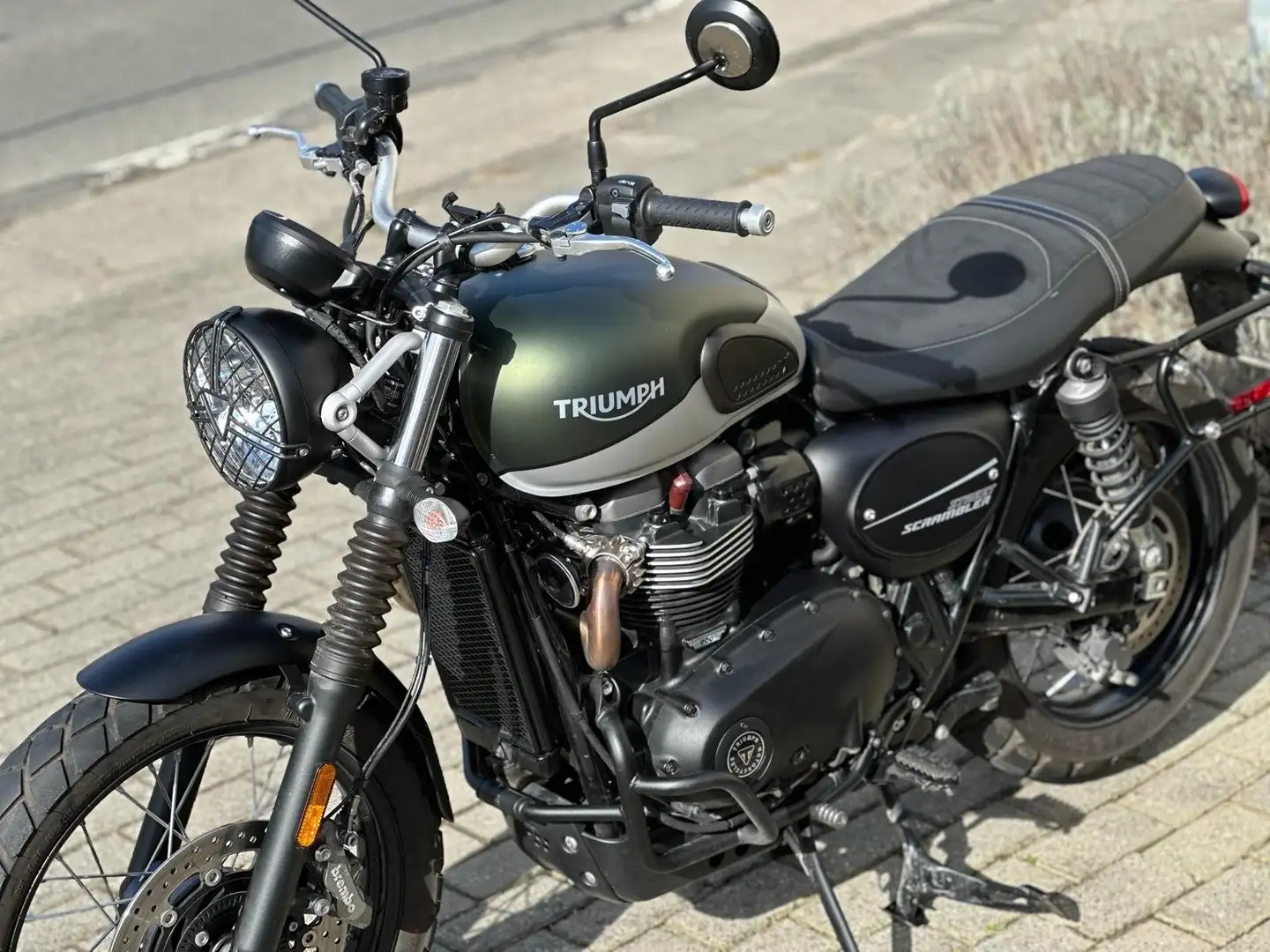 Triumph Street Scrambler 900 - 2