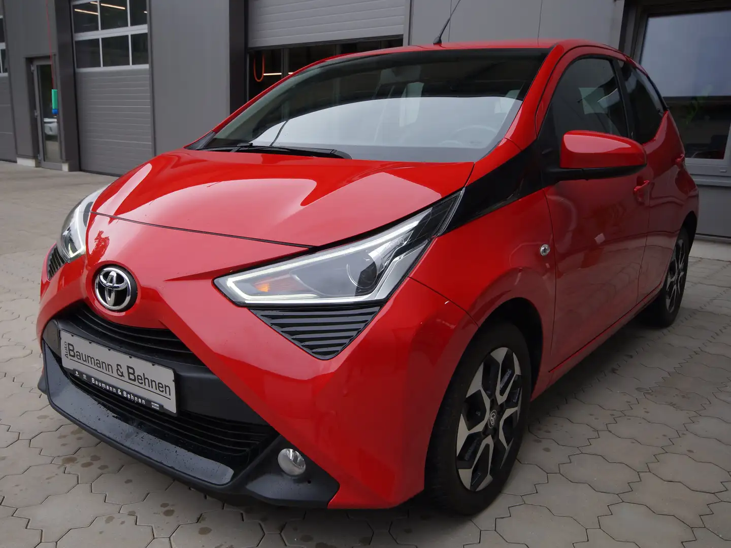Toyota Aygo x-play Team Deutschland Rouge - 1
