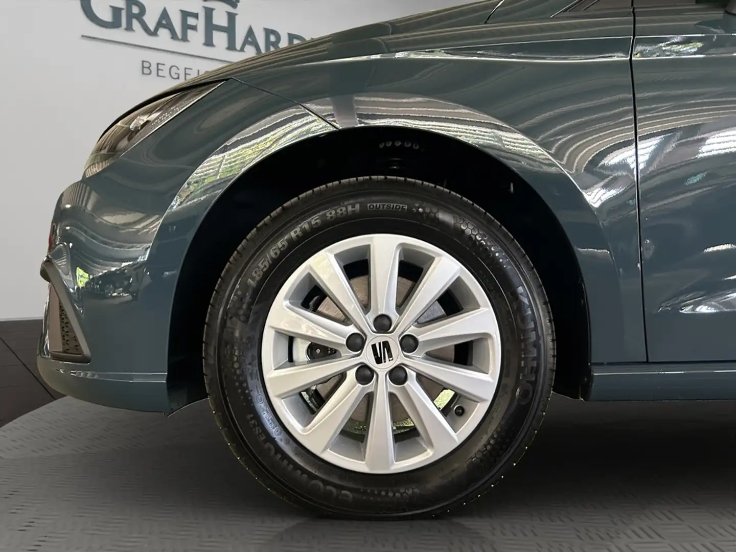 SEAT Ibiza Road Edition 1.0 TSI 85 kW Style Blau - 2