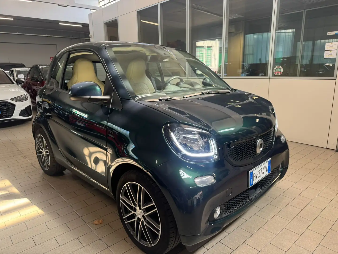 smart forTwo british green originale solo 21000km full full Verde - 1