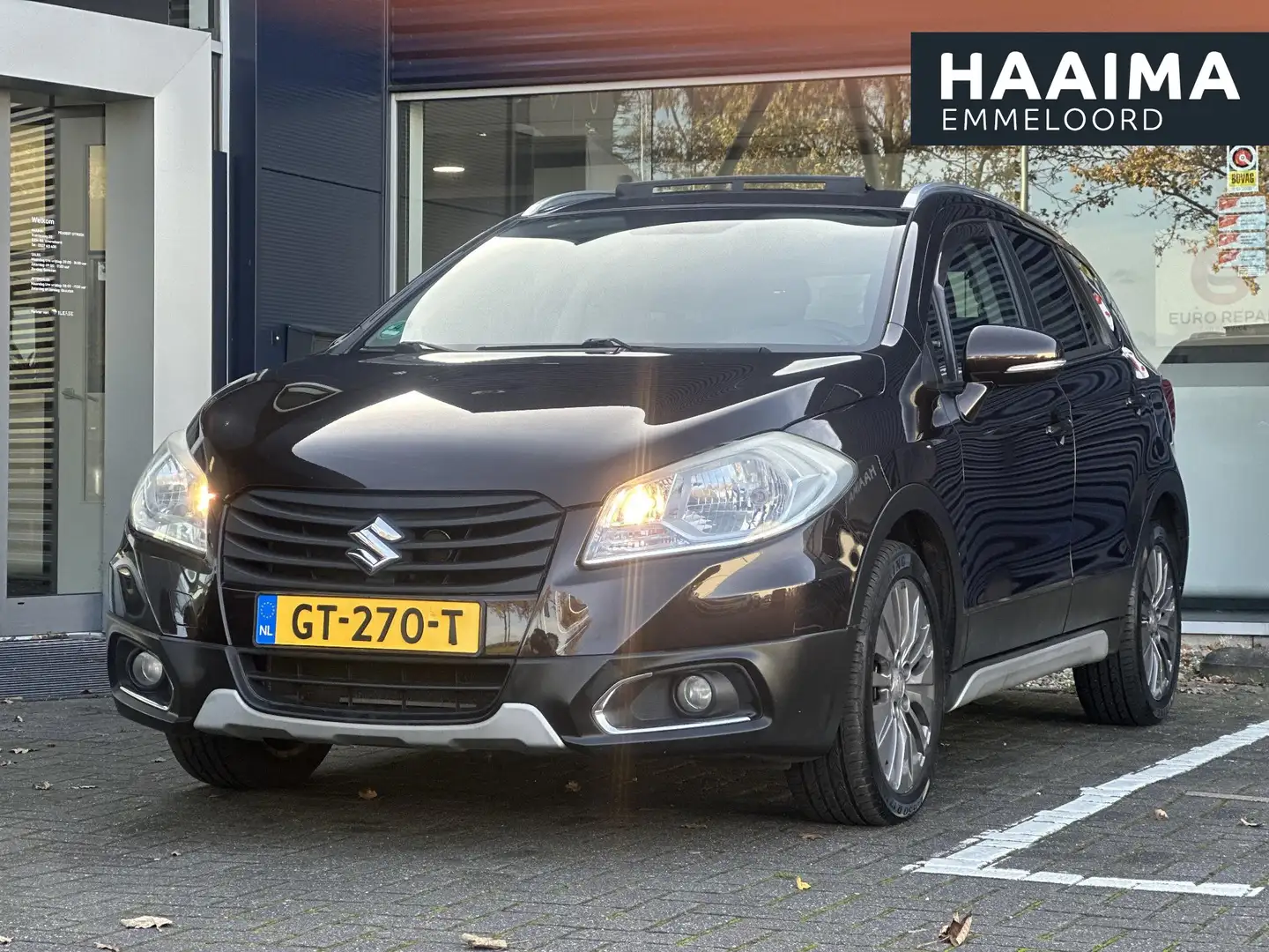 Suzuki SX4 S-Cross 1.6 Exclusive | Automaat | Trekhaak | Panoramadak Bruin - 1