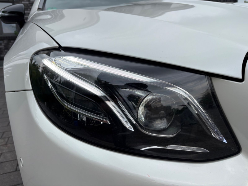 Mercedes-Benz E 350 Coupe — photo 10