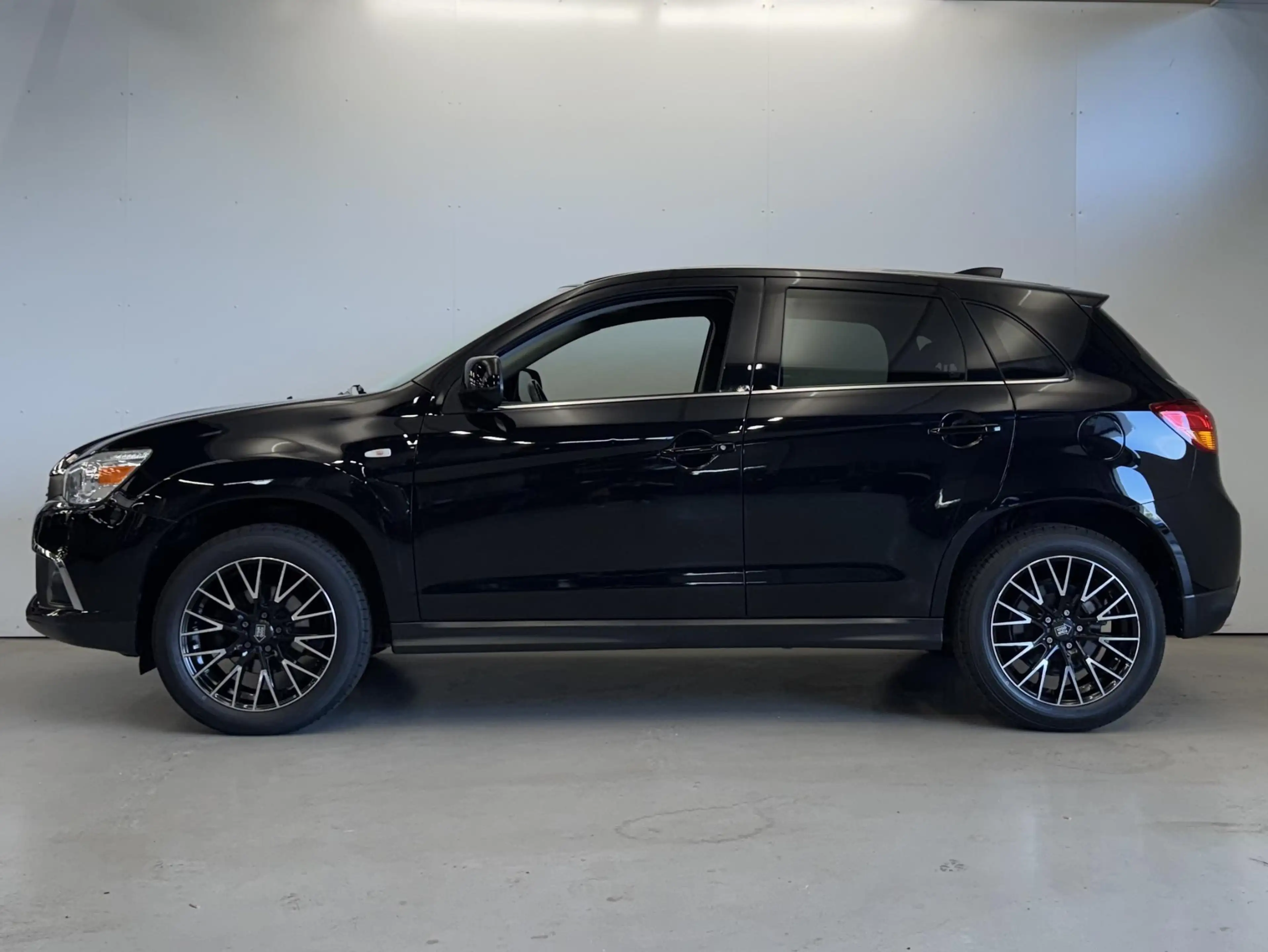 Mitsubishi ASX 1.6 Cleartec Bright+ | Nav | App Connect | Camera — photo 3