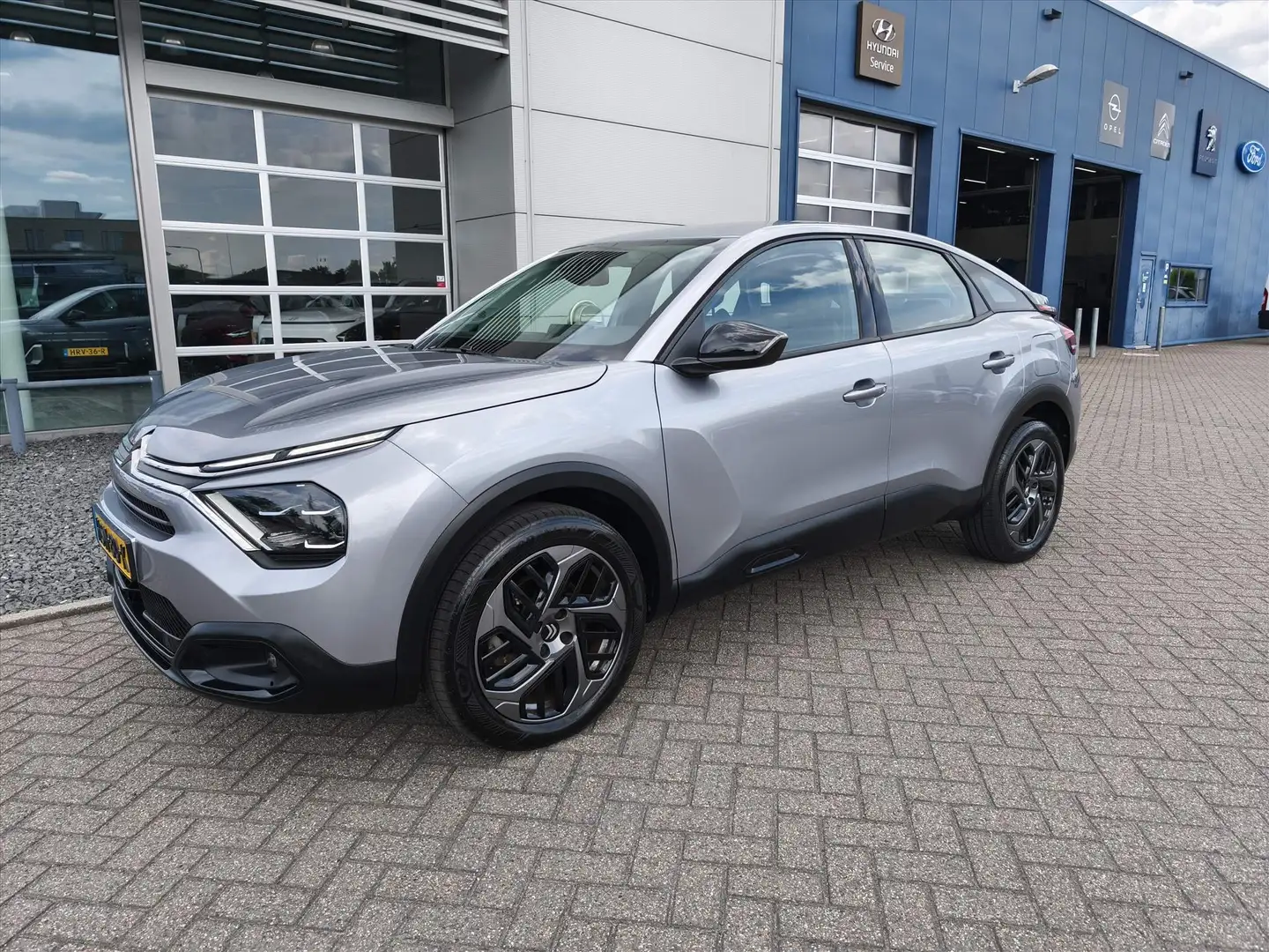 Citroen C4 1.2 PureTech 130pk Feel | Camera | Navigatie | Cli Gris - 2