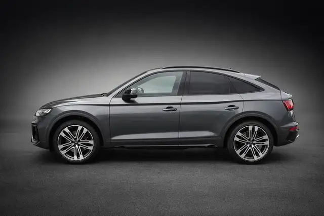 Audi SQ5 view 5