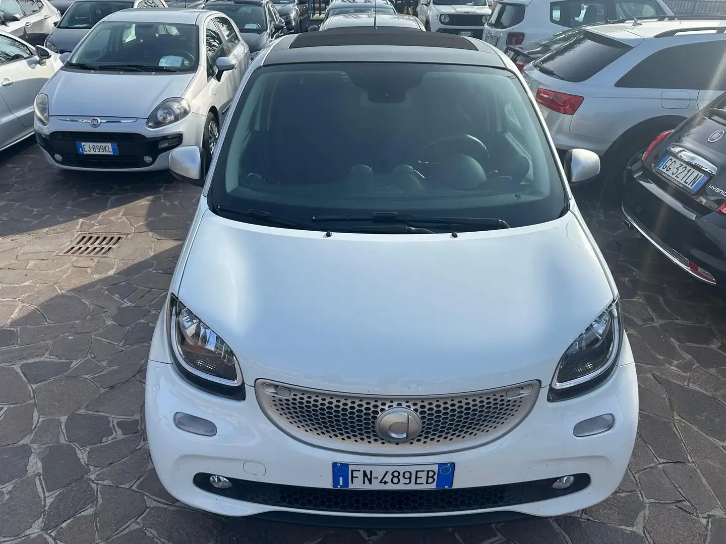 smart forFour Forfour 1.0 Passion 71cv twinamic Bílá - 2