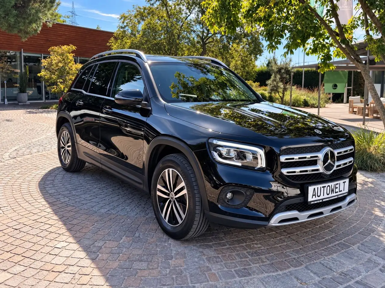 Mercedes-Benz GLB 200