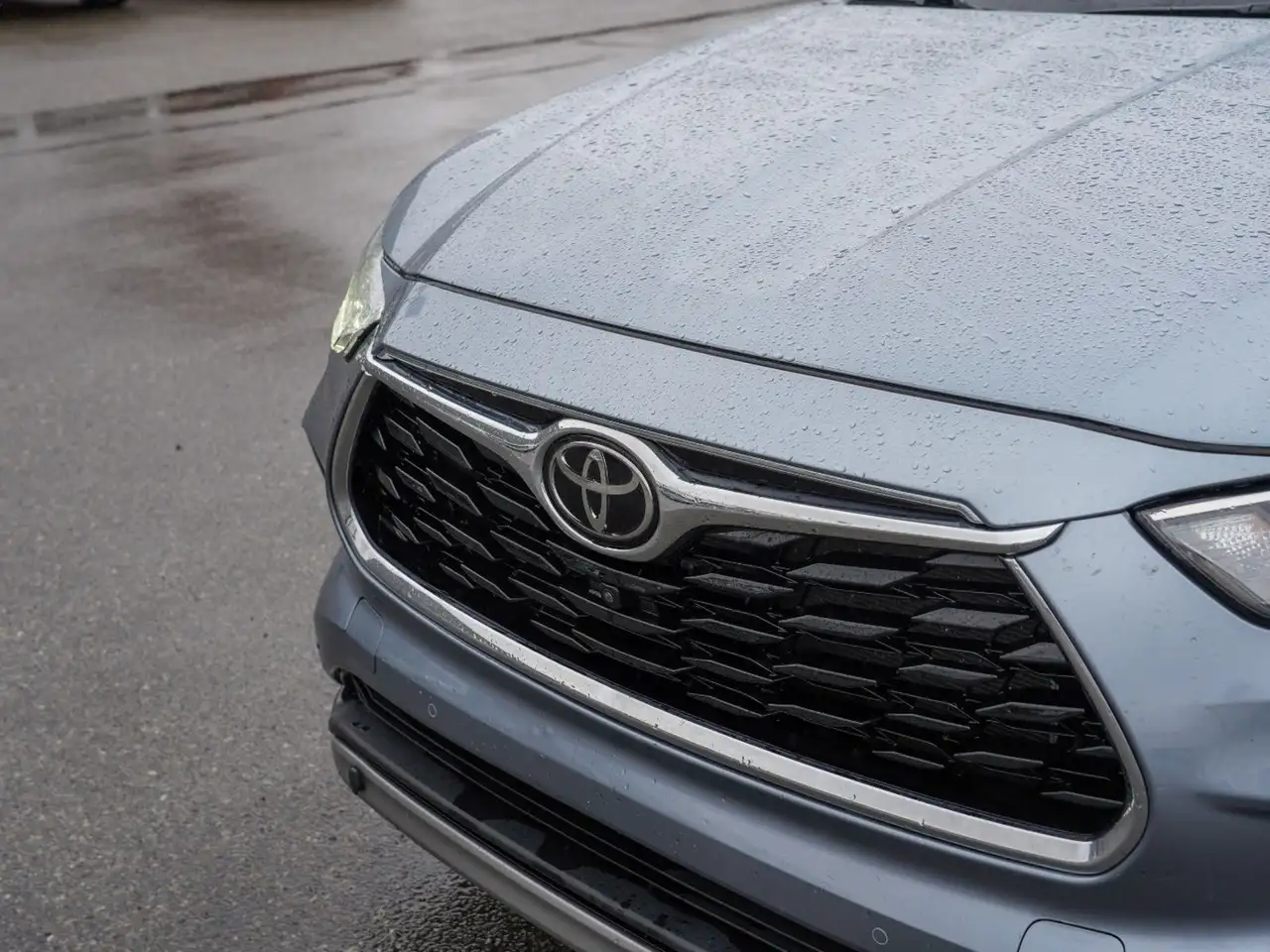 Toyota Highlander снимка Toyota Highlander