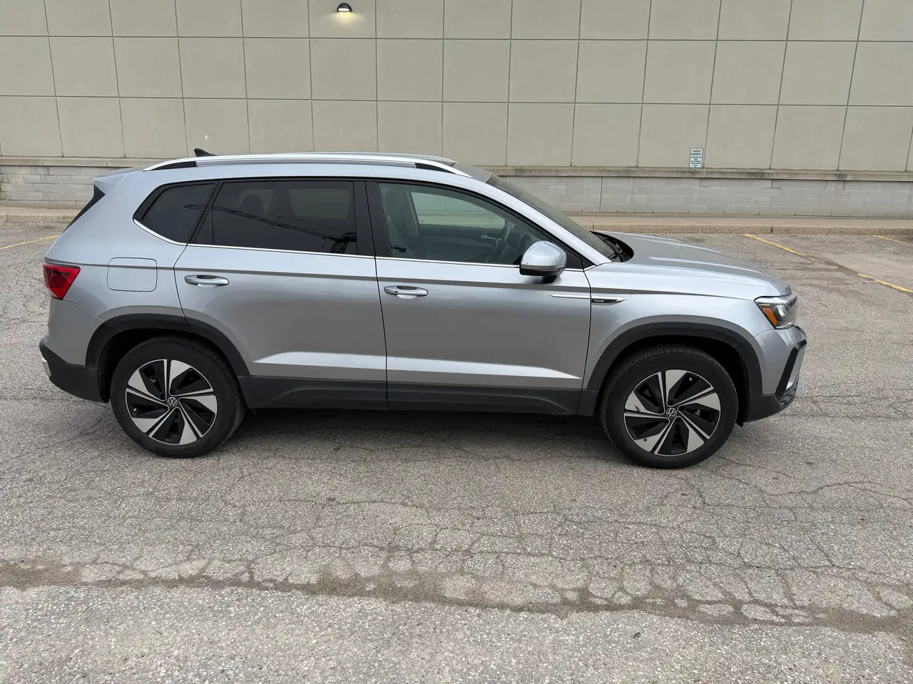 Volkswagen Taos снимка Volkswagen Taos
