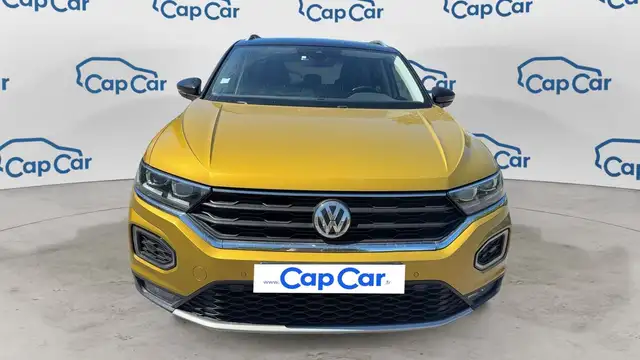 Volkswagen T-Roc view 5