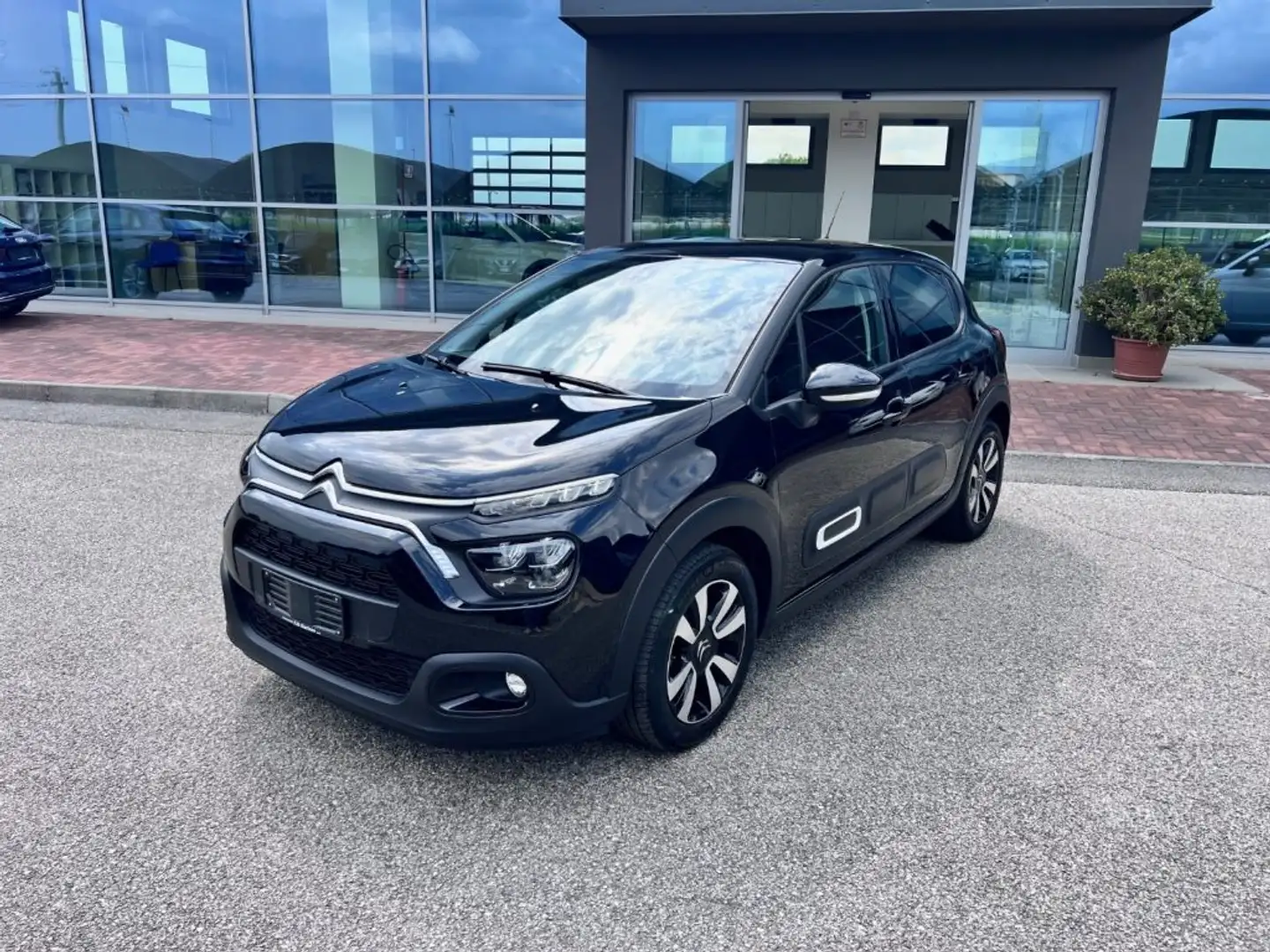 Citroen C3 PureTech 110 S&S Shine Nero - 1