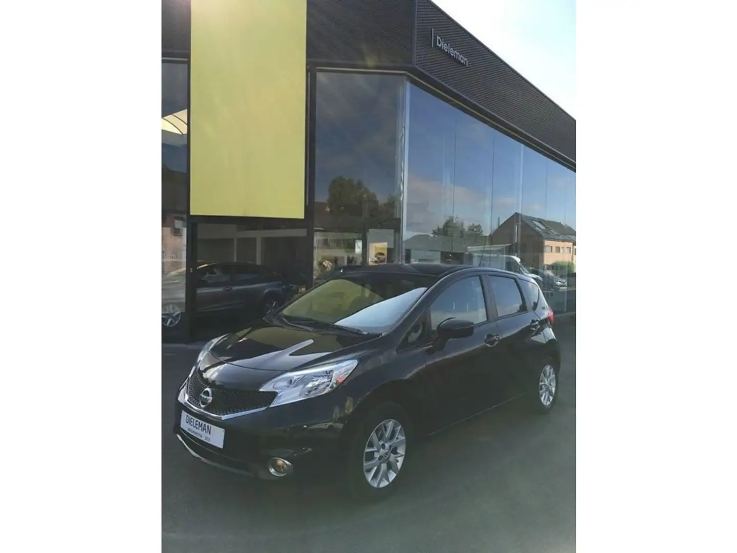Nissan Note Connect Edition Zwart - 1