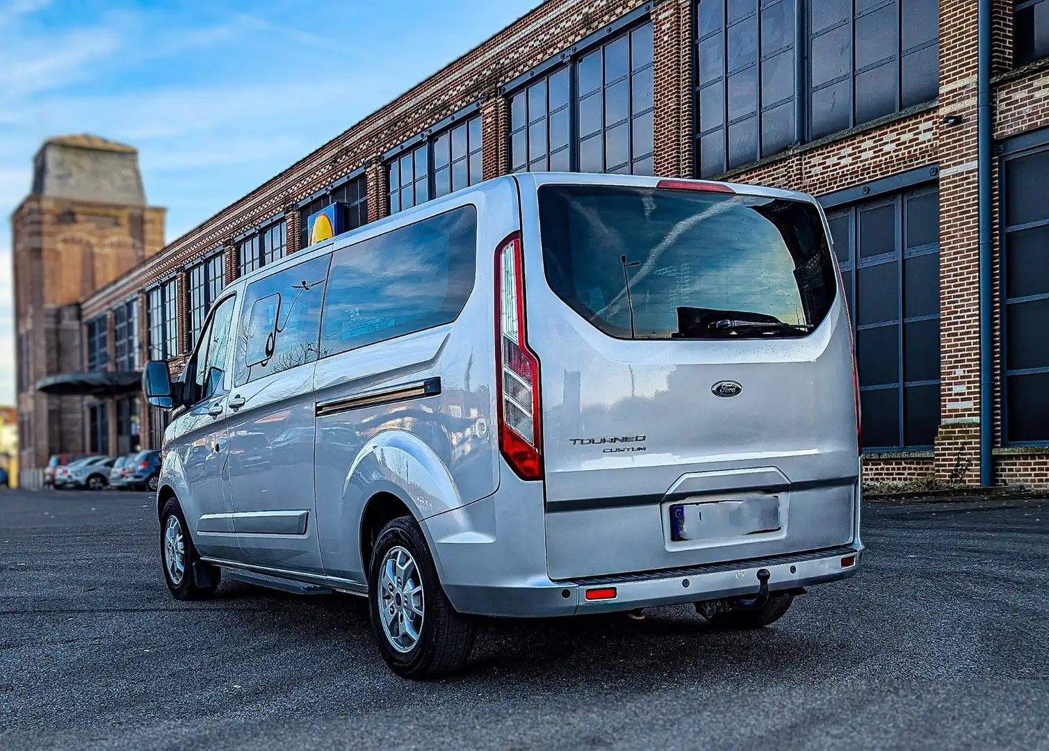 Ford Tourneo 280 CP 2.2 TDCi 125 Limited Šedá - 1