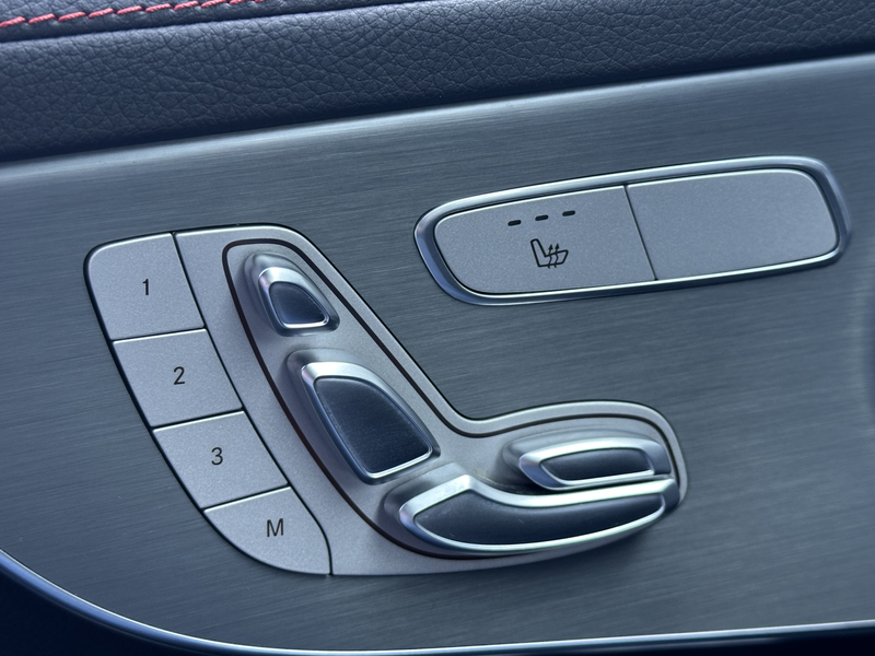 Mercedes-Benz C 220 Coupé AMG-Line Plus NAV+LED+KAM+AHK+19ZO — photo 11