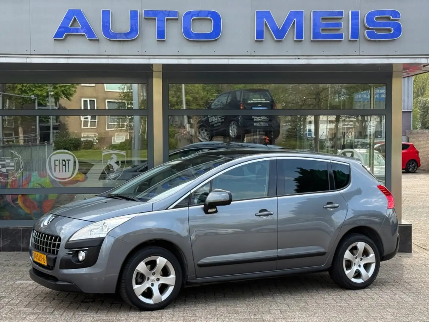 Peugeot 3008 1.6 VTI Style Panoramadak Navi Clima Cruise PDC Сірий - 1