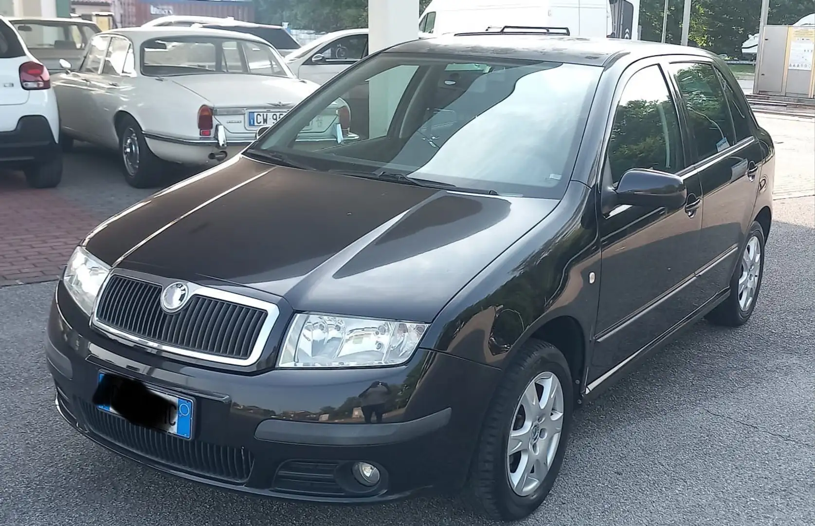 Skoda Fabia 5p 1.4 16v Ambiente 75cv - 1