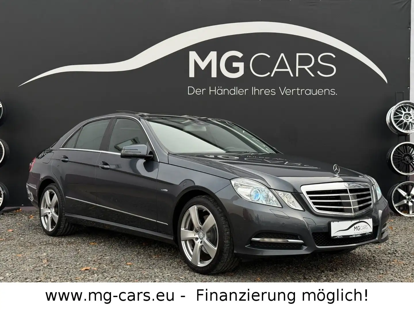 Mercedes-Benz E 350 CGI~Panorama~AHK~Fond-TV~Harman-Kardon~Top Grau - 2