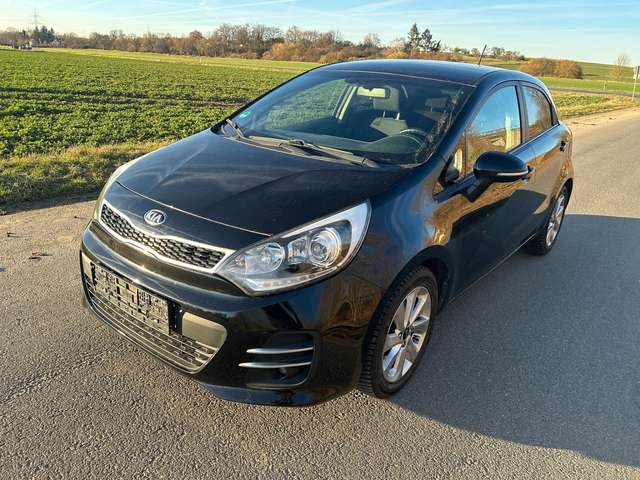Imagine Kia Rio 1.4 Dream Team Edition
