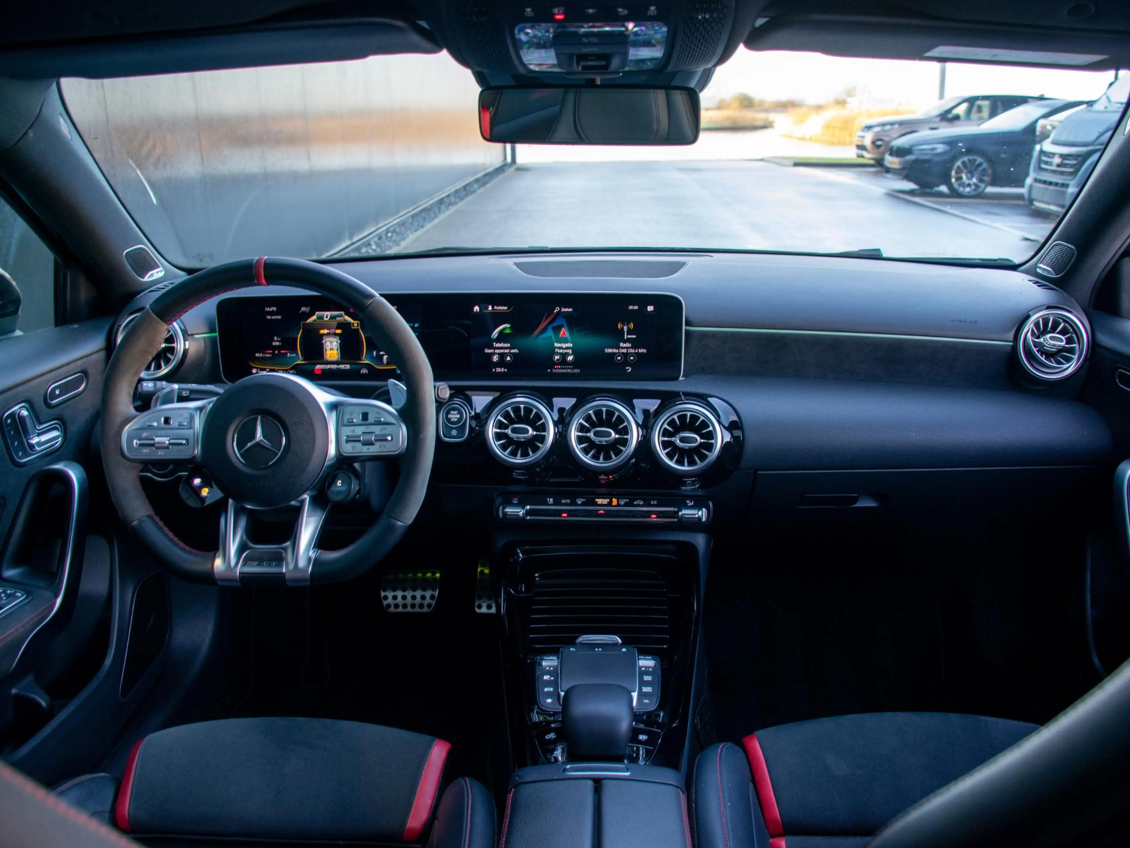 Mercedes-Benz A 45 AMG S 4MATIC+ Edition 1 | Schaalstoelen | Schuif-/kant — photo 15