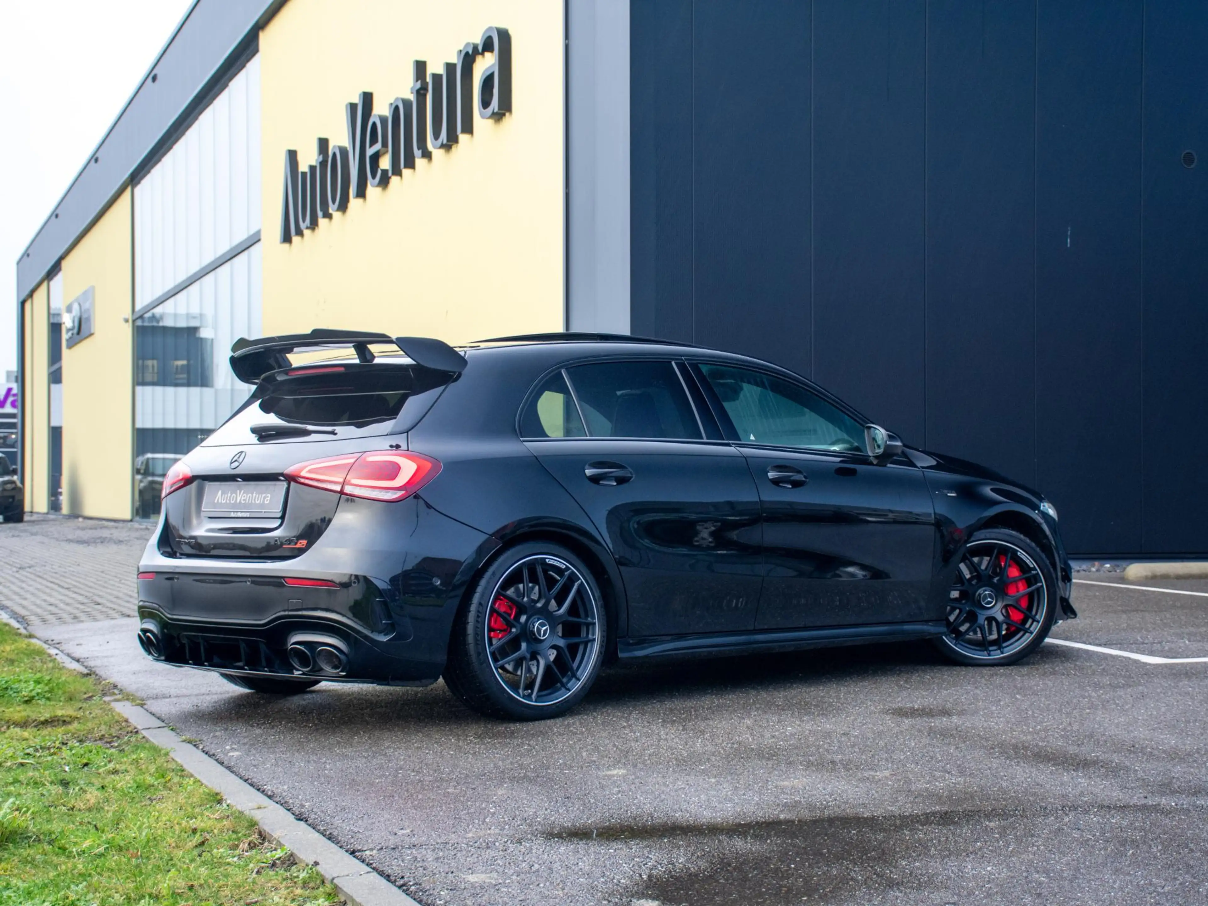 Mercedes-Benz A 45 AMG S 4MATIC+ Edition 1 | Schaalstoelen | Schuif-/kant — photo 4