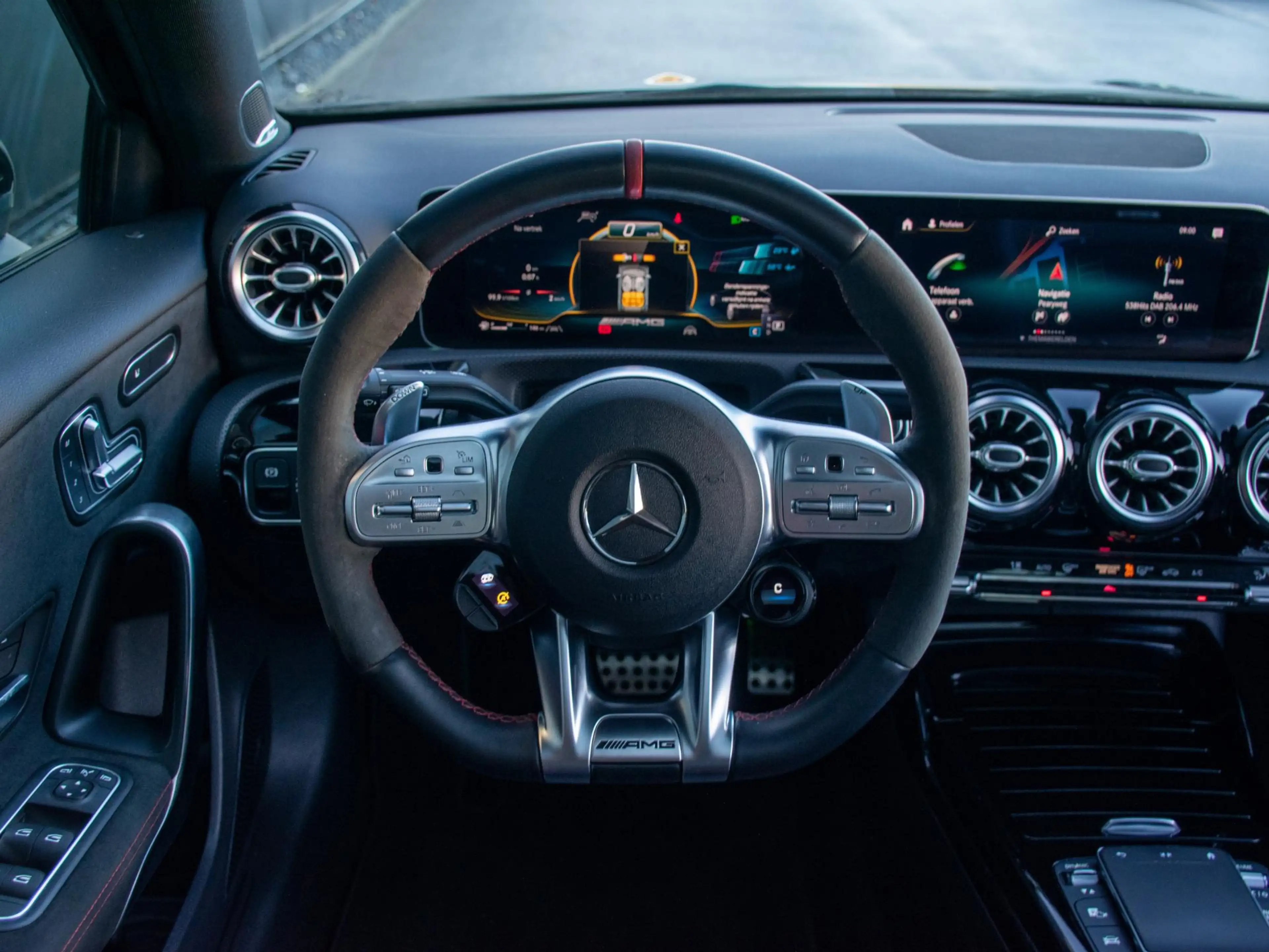 Mercedes-Benz A 45 AMG S 4MATIC+ Edition 1 | Schaalstoelen | Schuif-/kant — photo 6