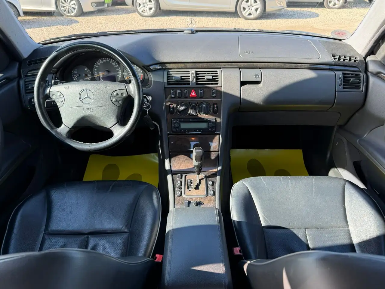 Mercedes-Benz E 200 *Aut*MFL*SitzH*Klima* TÜV NEU, foto 11