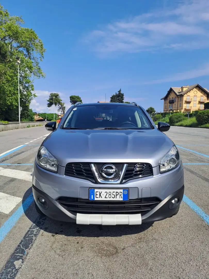 Nissan Qashqai 1.6 dci Tekna 4x4 - 1