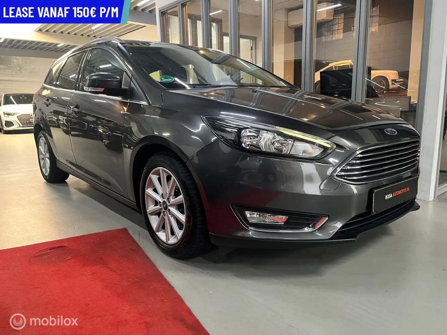 Ford Focus Wagon 1.0 Titanium Schwarz - 2