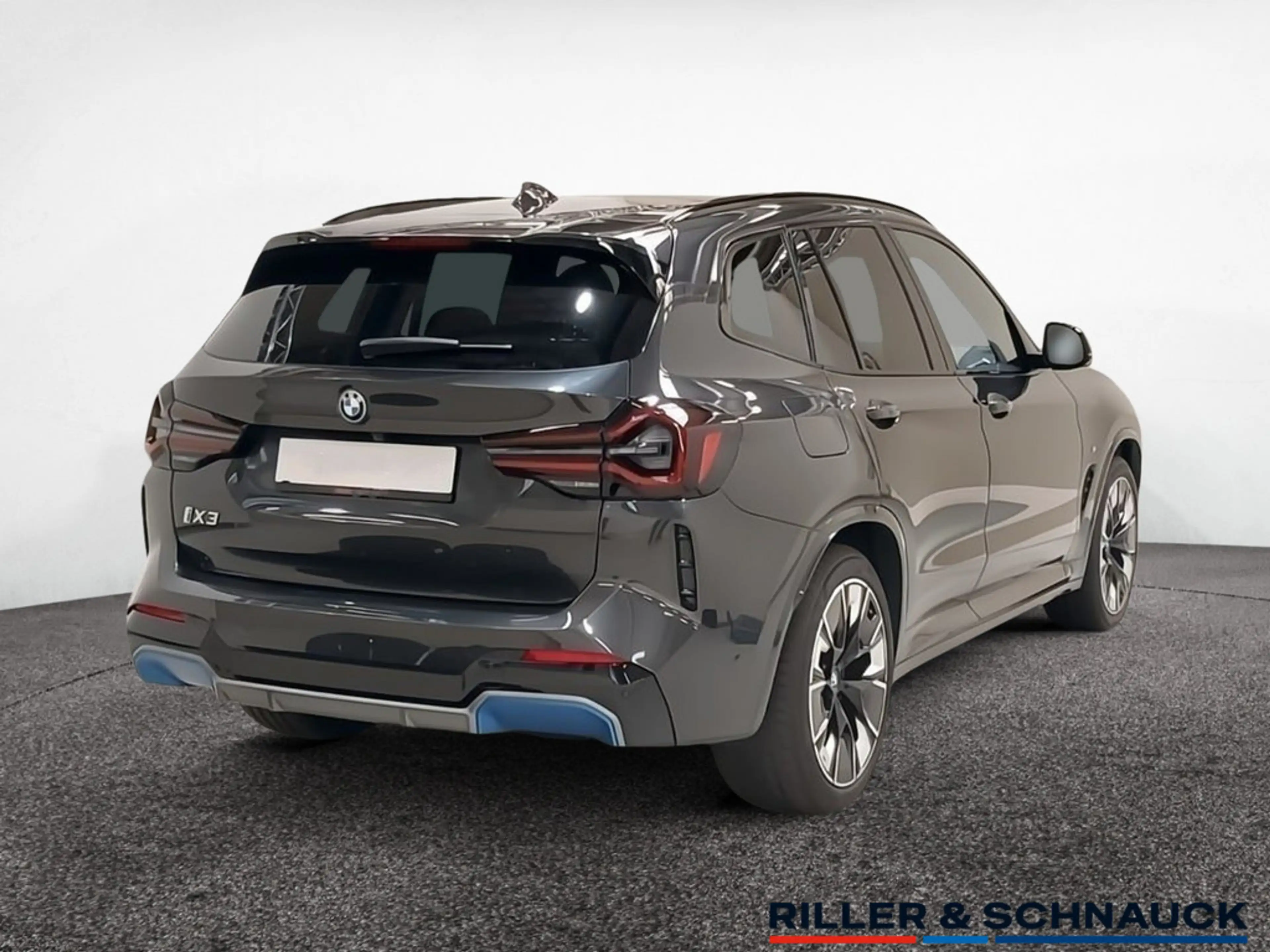 BMW iX3 M-Sport 20 ZOLL+PANO+HUD+ACC+360°KAM — photo 3