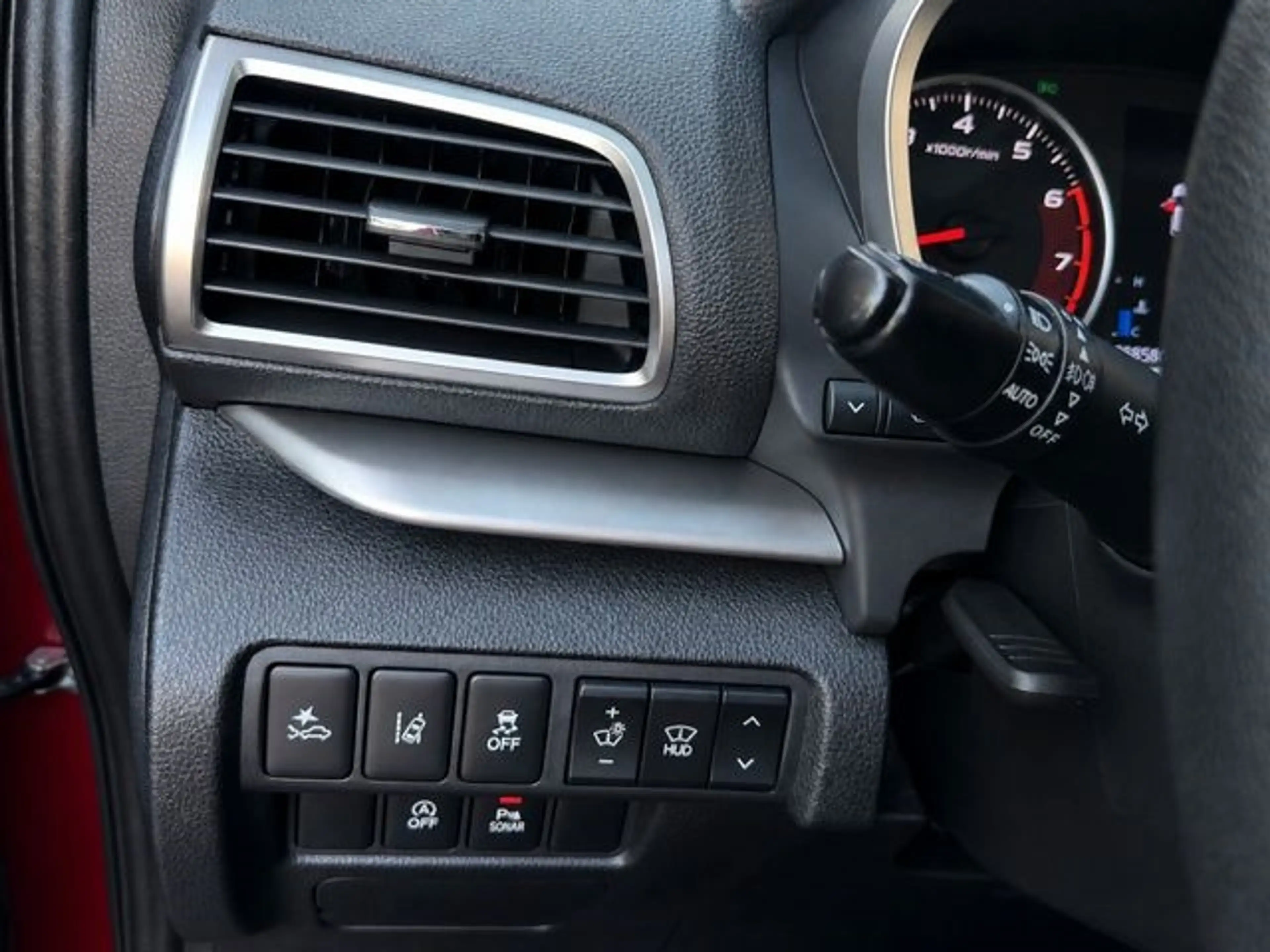 Mitsubishi Eclipse Cross Diamant Edition+ DAB+ AHK 360 HUD — photo 15